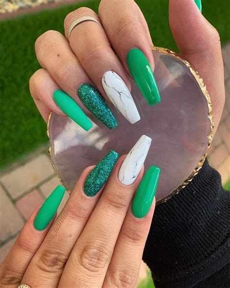 green coffin nails